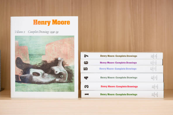 Henry Moore: Complete Drawings, Volume 2, 1930-39: edited by Ann GARROULD.