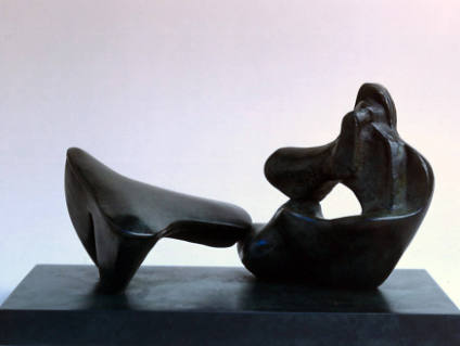 Maquette for Two Piece Reclining Figure No.9