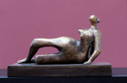 Maquette for Reclining Figure No.7