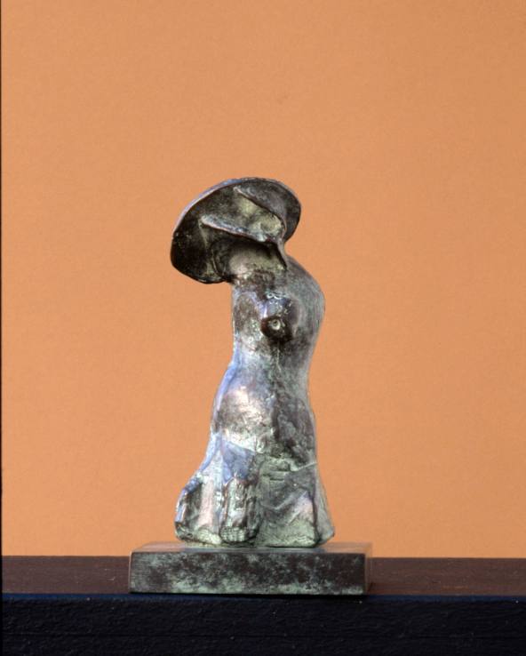 Bonnet Figure