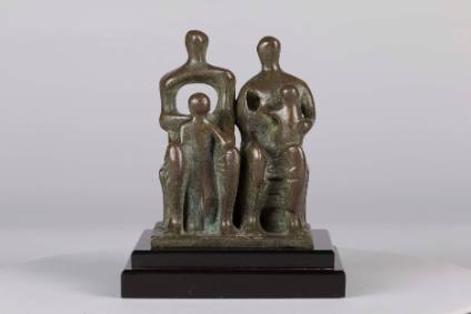 Family Group – Works – The Henry Moore Artwork Catalogue