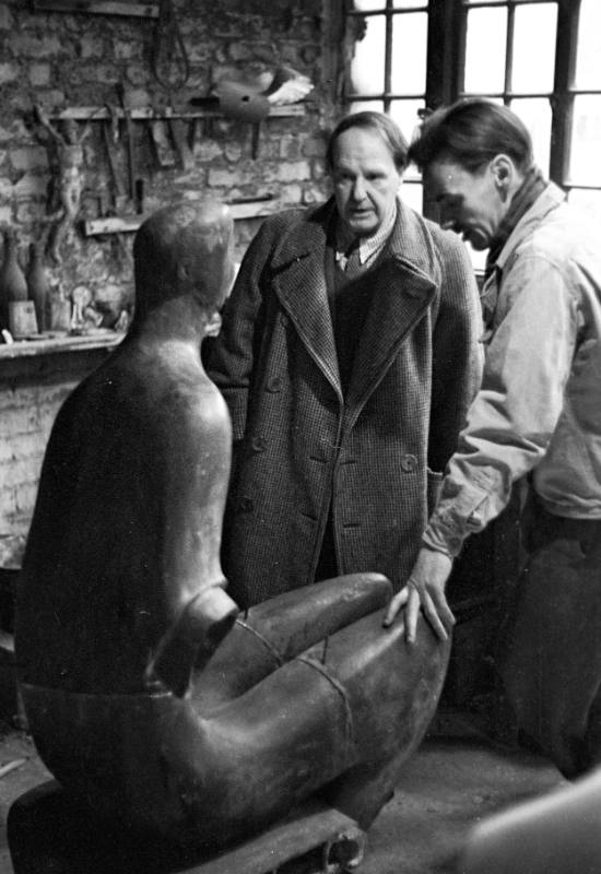 Henry Moore at Fiorini Foundry in 1949