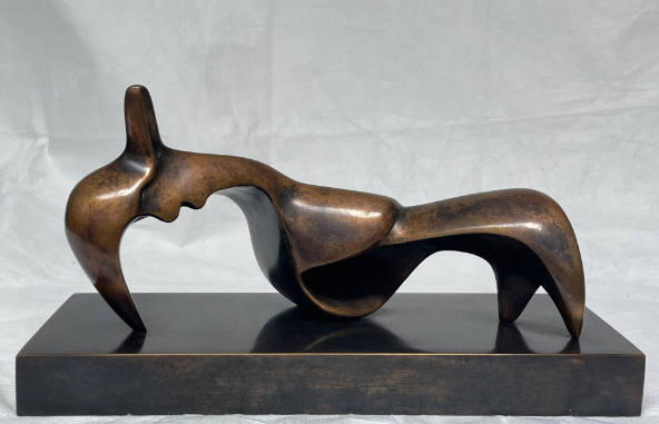 Pointed Reclining Figure